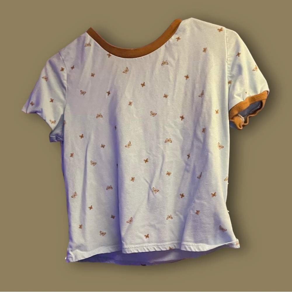 Butterfly Cropped Tee
